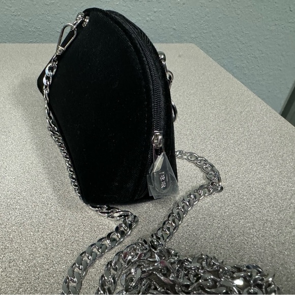 DIOR Velvet Black Crossbody Handbag chain Purse Evening Bag/makeup - Picture 13 of 16